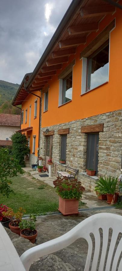 Cà d' FeFi Acomodação com café da manhã Gorzegno Exterior foto