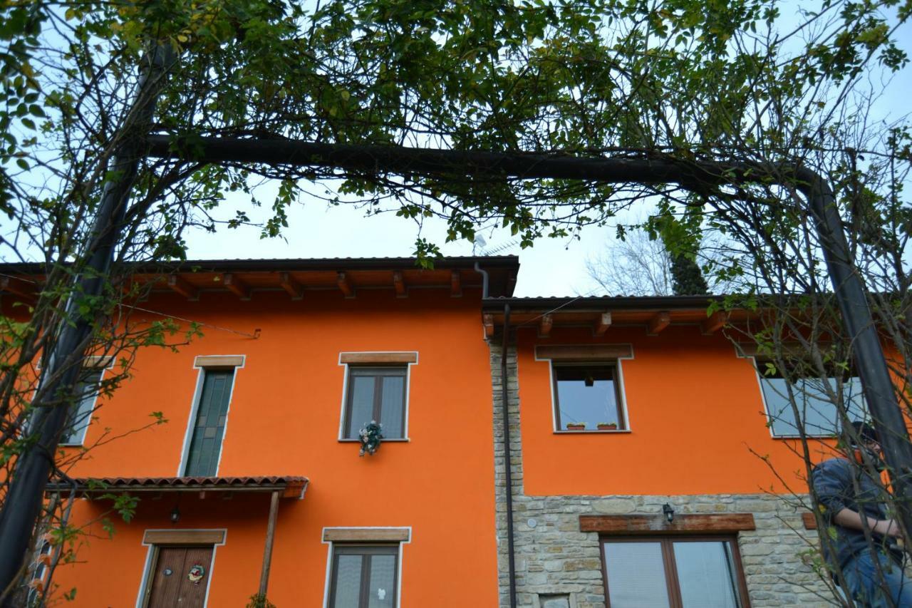 Cà d' FeFi Acomodação com café da manhã Gorzegno Exterior foto