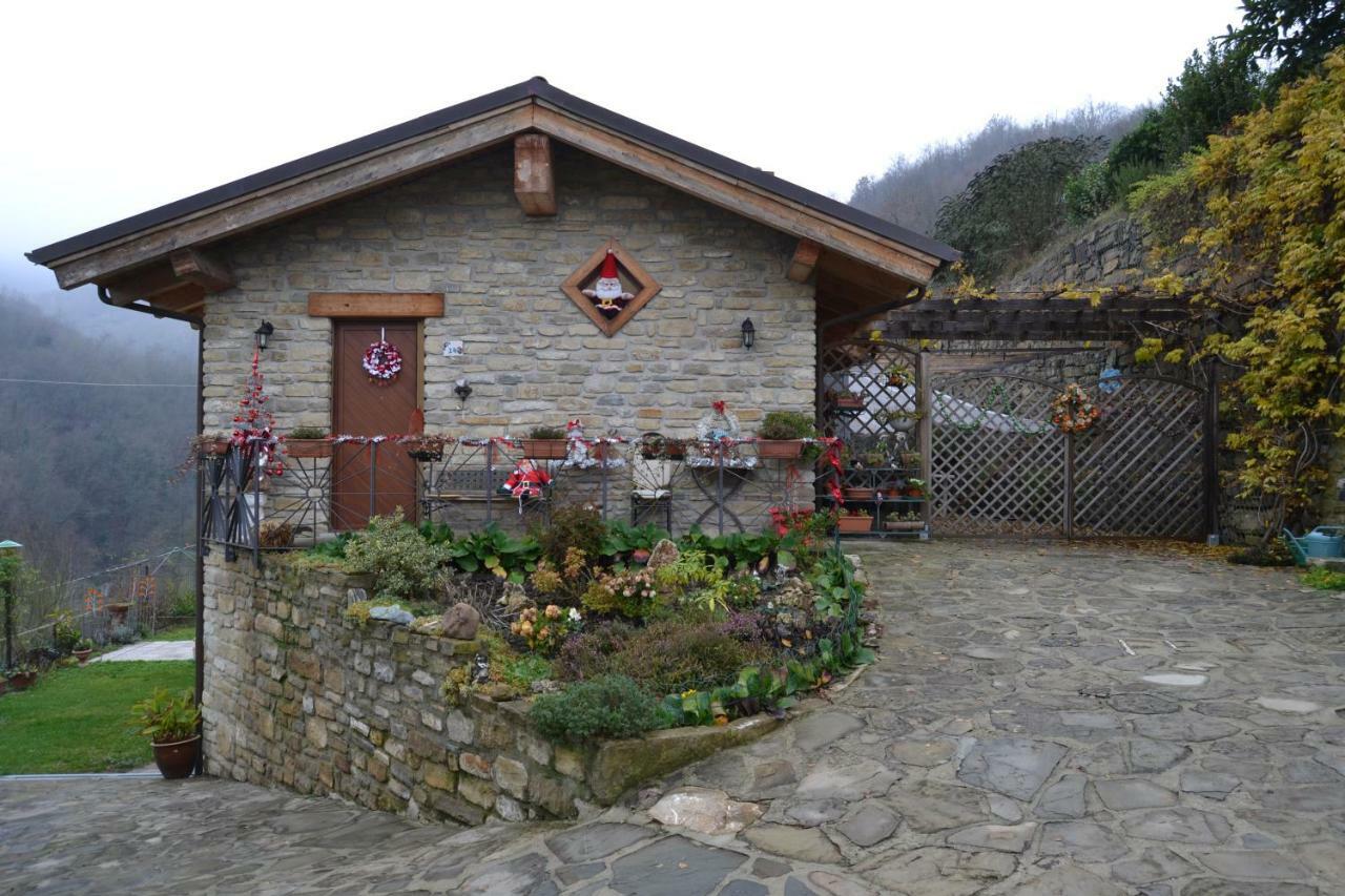 Cà d' FeFi Acomodação com café da manhã Gorzegno Exterior foto
