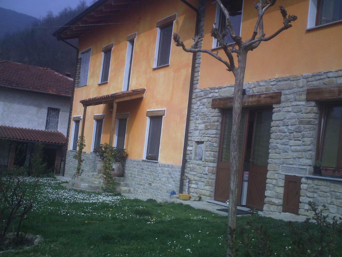Cà d' FeFi Acomodação com café da manhã Gorzegno Exterior foto